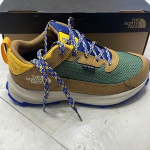 Kids’ Fastpack Hiker Waterproof Shoes - (BNIB Size 3)